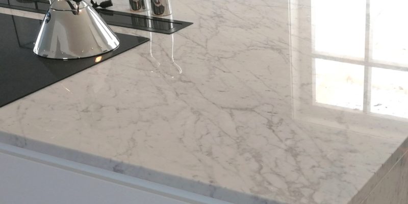 Alle køkkenborde af Carrara-marmor